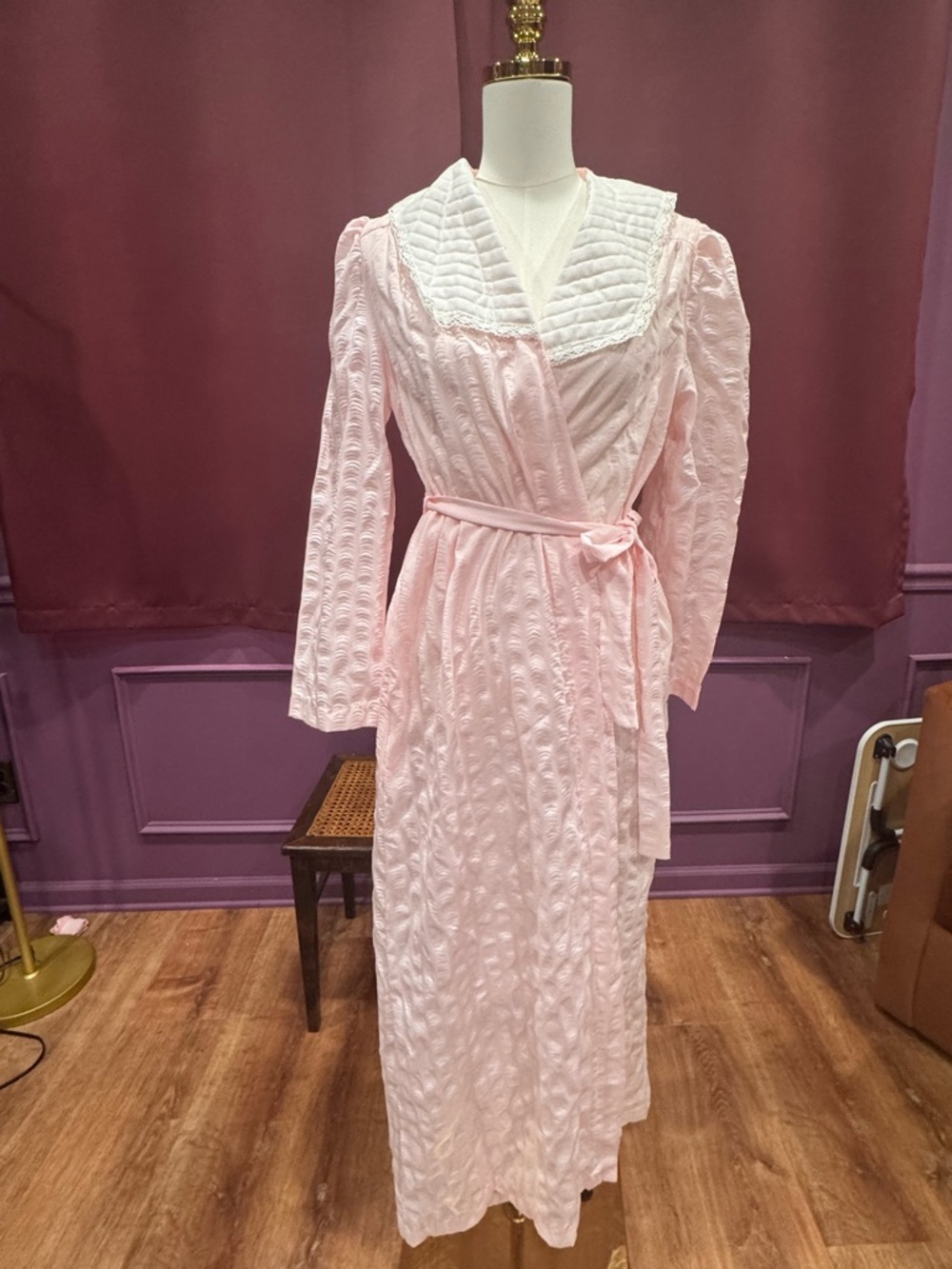 Vintage Beth Michaels Light Pink Quilted Robe with White Collar Trim